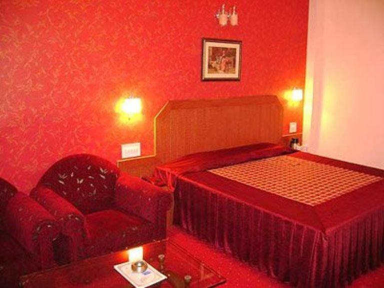 The Royal Regency Hotel - Manali (Himachal Pradesh) — Photos 1